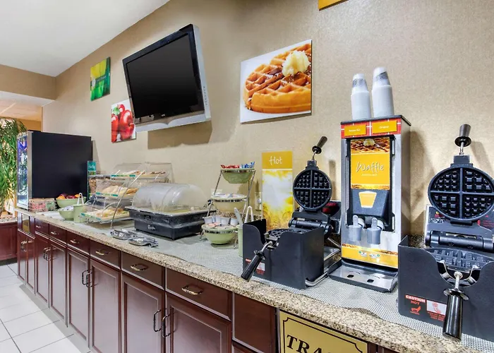 Quality Inn & Suites Benton - Draffenville