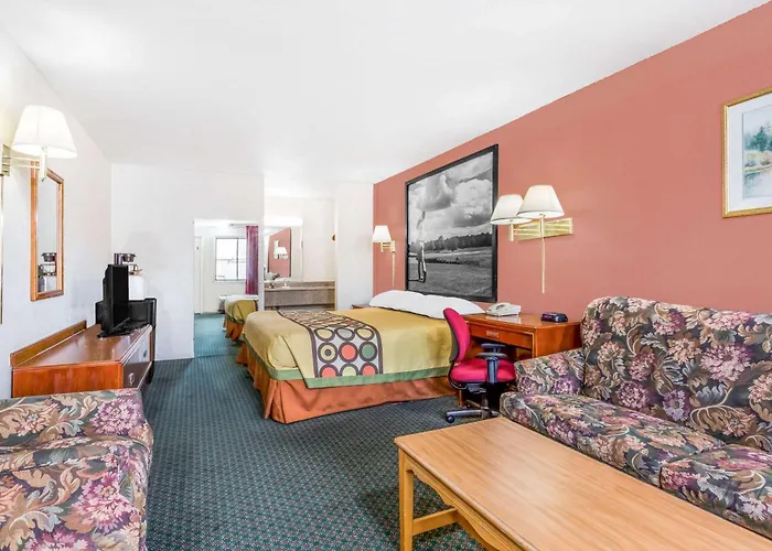 Super 8 By Wyndham Santee/I-95
