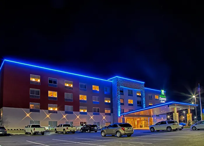 Holiday Inn Express & Suites Claremore By Ihg