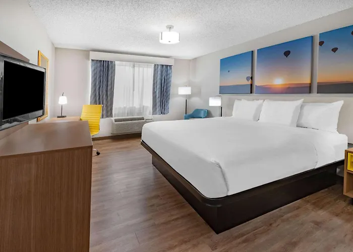 Days Inn By Wyndham Bernalillo