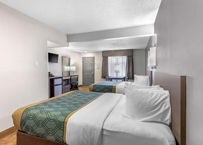 Econo Lodge Inn & Suites Socorro