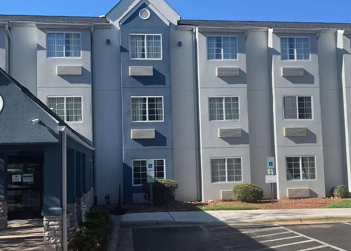 Microtel Inn By Wyndham Charlotte Airport