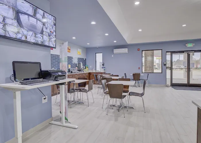 Quality Inn & Suites