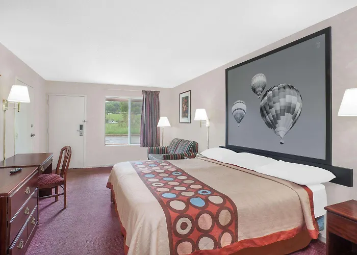 Super 8 By Wyndham Decatur Priceville