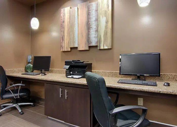 Best Western Plus Seawall Inn & Suites By The Beach