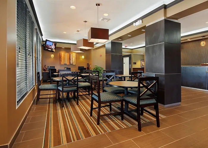 Best Western Plus Seawall Inn & Suites By The Beach