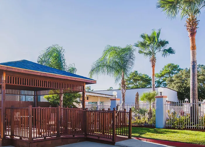 Best Western Plus Houston Atascocita Inn & Suites