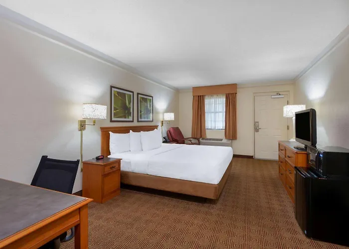 La Quinta East Deerfield Beach - Boca Raton