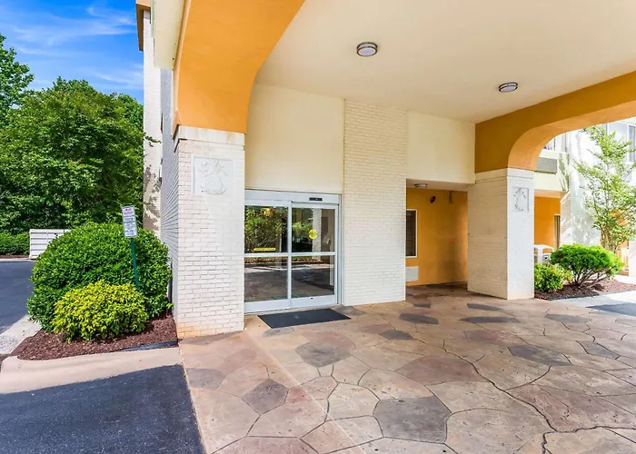 Quality Inn Huntersville Near Lake Norman
