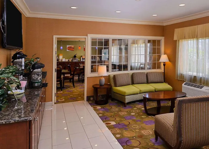 Mainstay Suites Joliet I-80