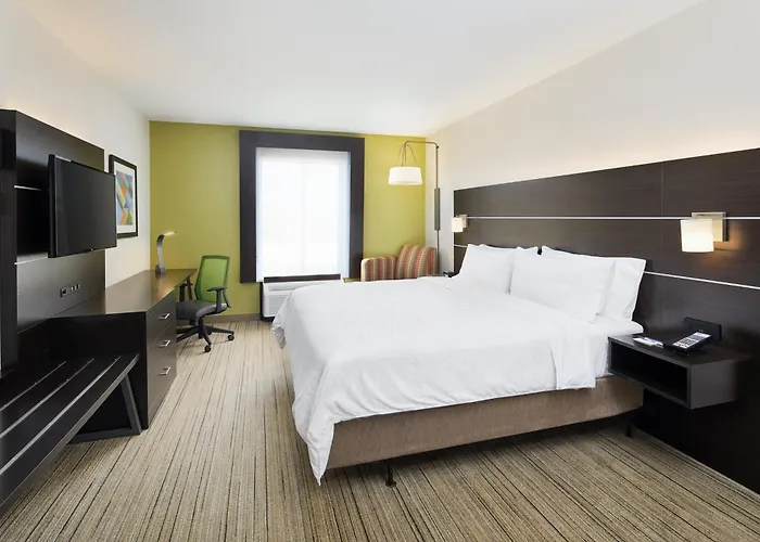 Holiday Inn Express & Suites Port Richey By Ihg