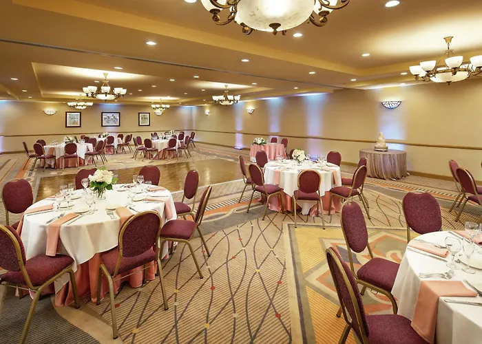 Doubletree By Hilton Claremont