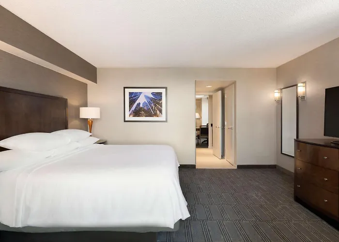 Embassy Suites By Hilton Chicago Lombard