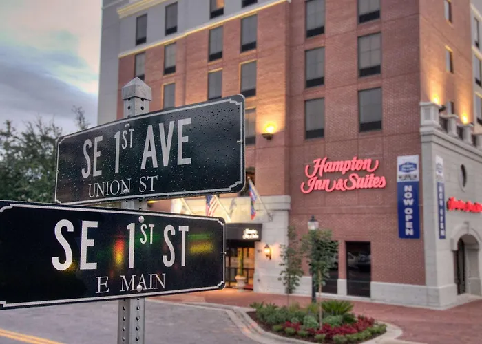 Hampton Inn & Suites Gainesville Downtown University
