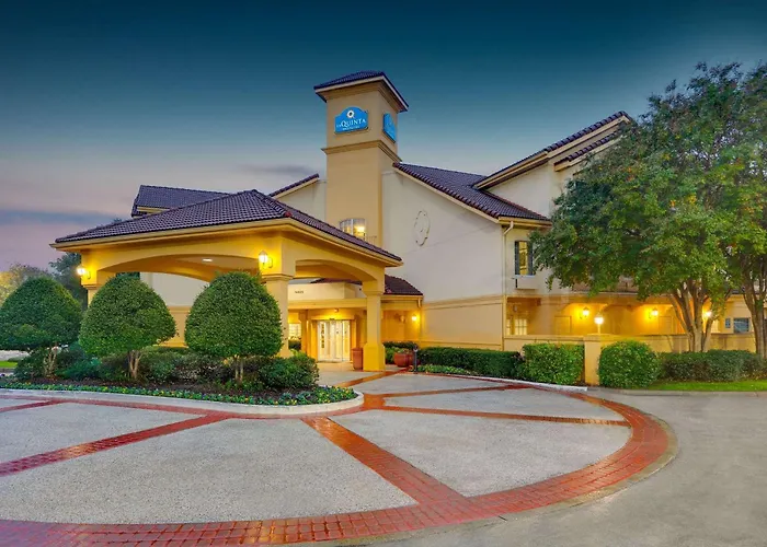 La Quinta By Wyndham Dallas - Addison Galleria