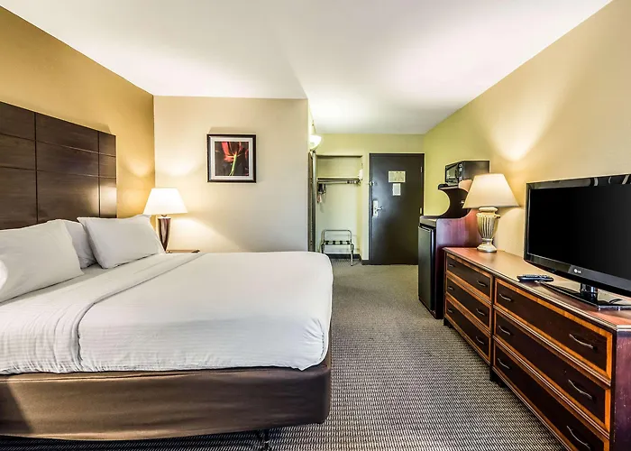 Clarion Hotel Cincinnati North
