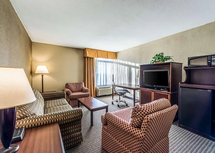 Clarion Hotel Cincinnati North