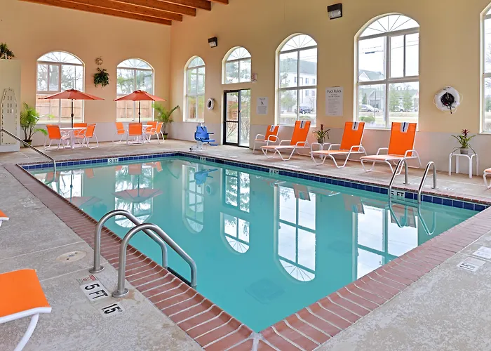 Holiday Inn Express Hotel & Suites Cincinnati-North/Sharonville