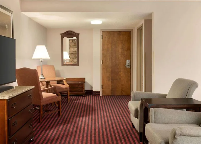 Ramada By Wyndham Pigeon Forge North