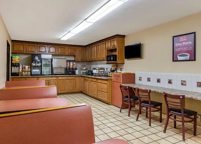 Econo Lodge Fayetteville I-95