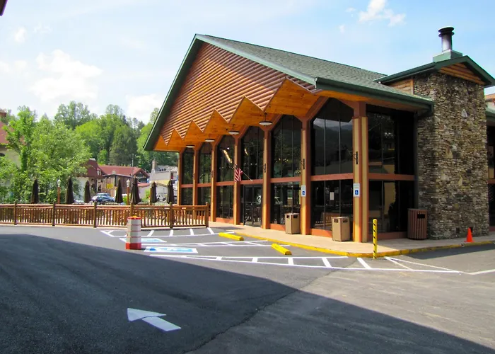 River Terrace Resort & Convention Center