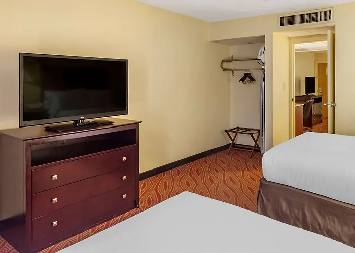 Clarion Hotel