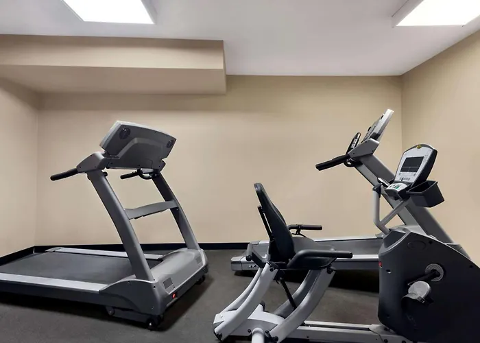 Baymont By Wyndham Sioux Falls North,I-29,Russell St, Airport