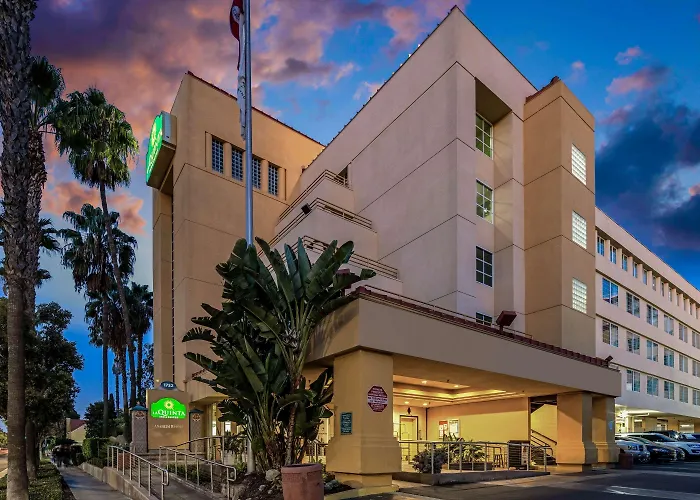 La Quinta By Wyndham Bakersfield North