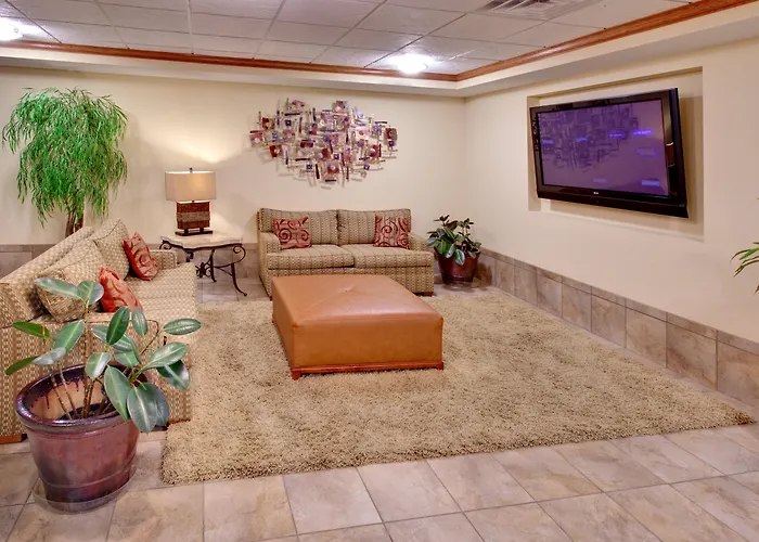 Candlewood Suites Omaha Airport
