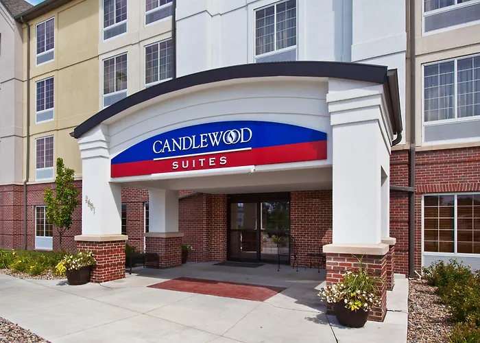 Candlewood Suites Omaha Airport