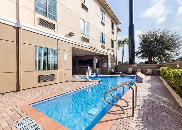 Comfort Suites Mcallen Airport And La Plaza Mall