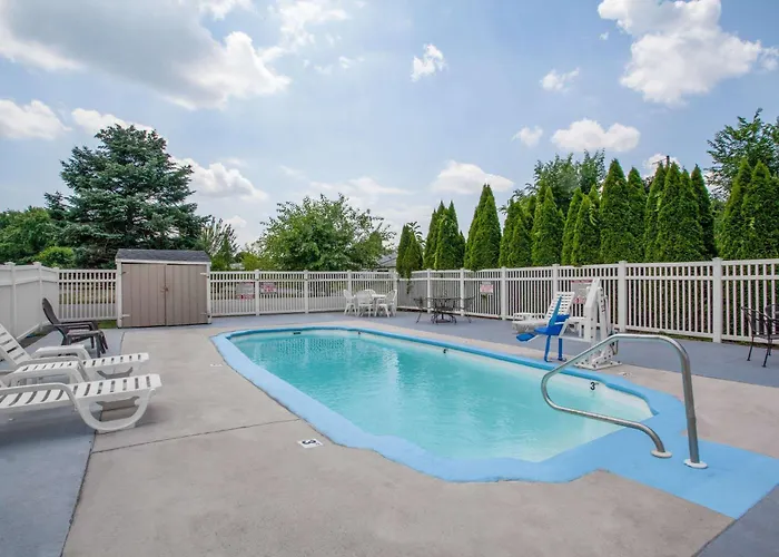 Super 8 By Wyndham Carlisle North