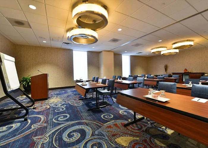 Hotel Belvoir Springfield