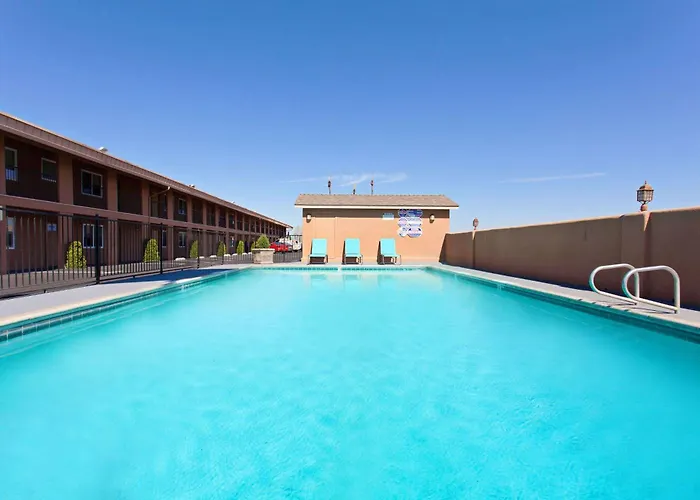 Days Inn By Wyndham Chowchilla Gateway To Yosemite