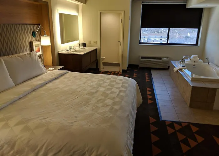 Holiday Inn Champaign By Ihg