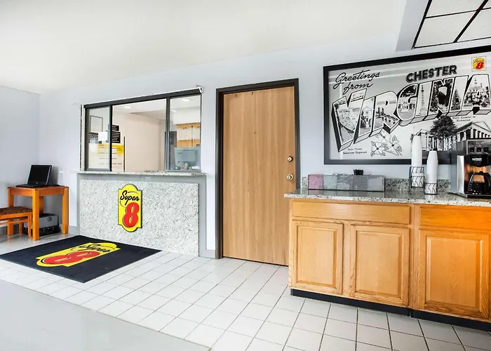 Super 8 By Wyndham Chester/Richmond Area