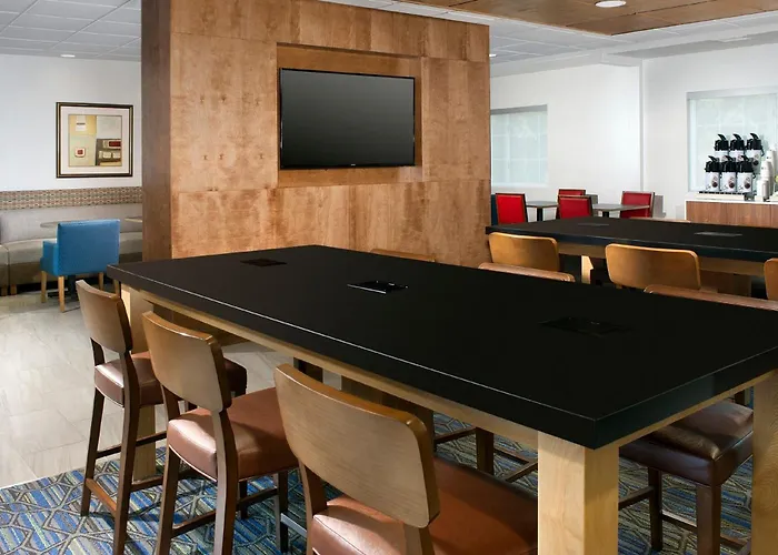 Holiday Inn Express & Suites Charlottesville - Ruckersville By Ihg
