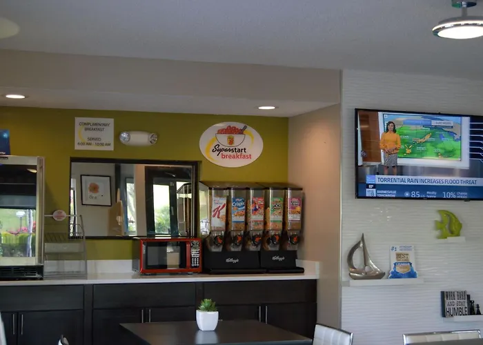 Super 8 By Wyndham Stockbridge