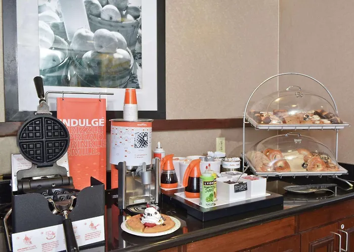 Hampton Inn & Suites Alexandria