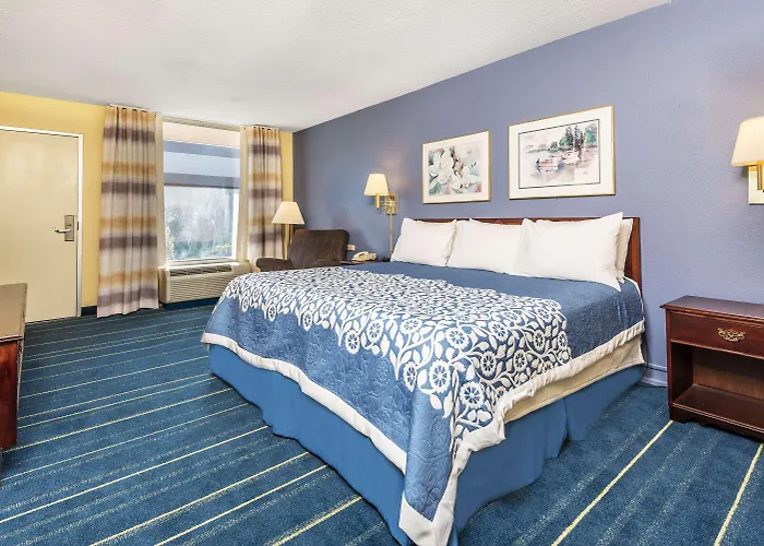 Days Inn By Wyndham South Hill