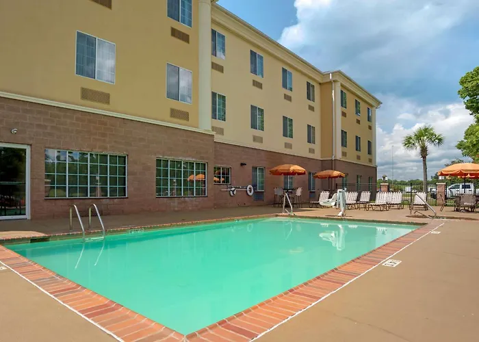 Comfort Suites Alexandria North
