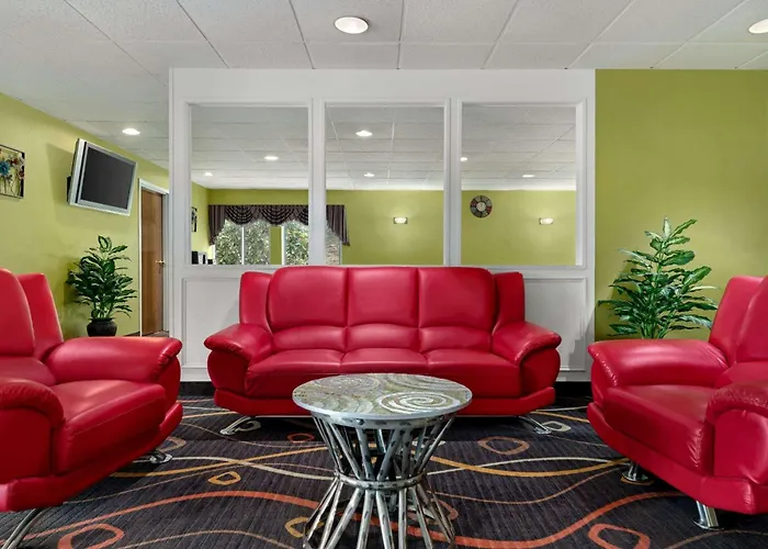 Baymont By Wyndham North Dartmouth Fall River