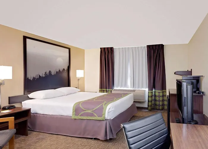 Super 8 By Wyndham Lebanon