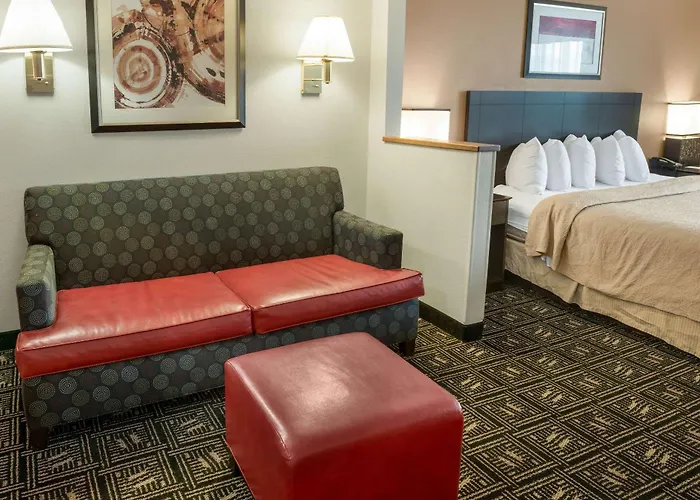 Quality Inn & Suites Mankato East