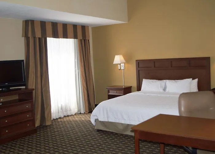 Hampton Inn & Suites Columbia At The University Of Missouri