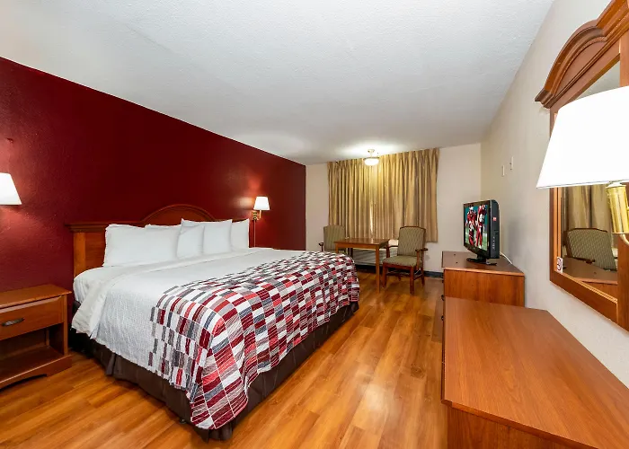 Red Roof Inn Meridian