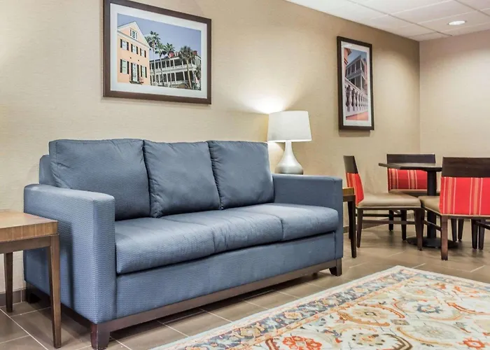 Comfort Suites At Isle Of Palms Connector