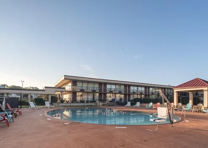 Horizon Inn & Suites