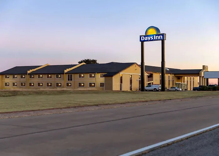 Days Inn By Wyndham Lawton