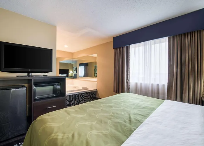 Quality Inn & Suites Menomonie